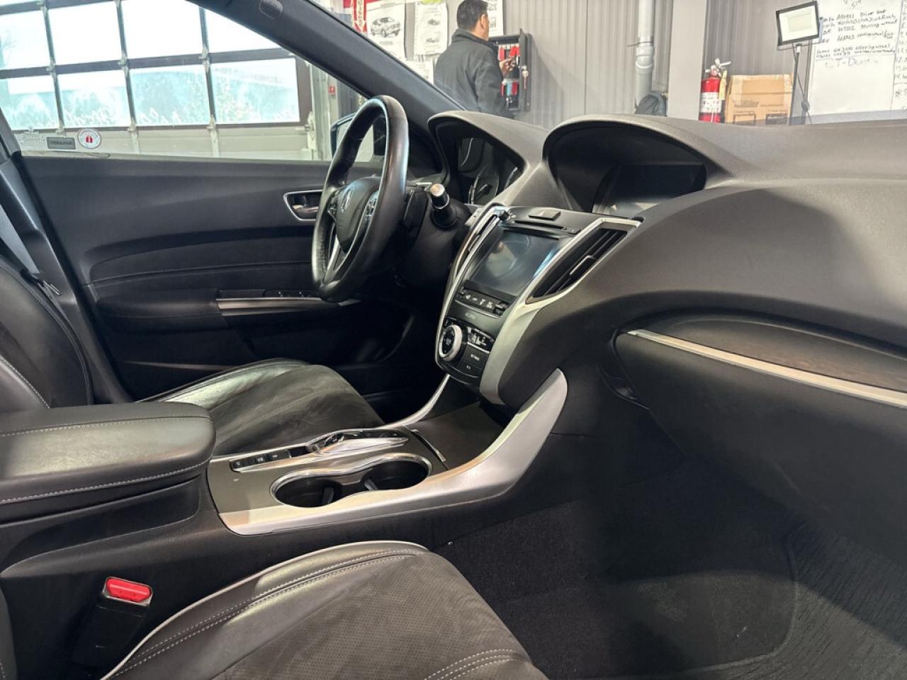 2020 Acura TLX SH-AWD Tech A-Spec / Leather / Sunroof / NAVI / La Photo