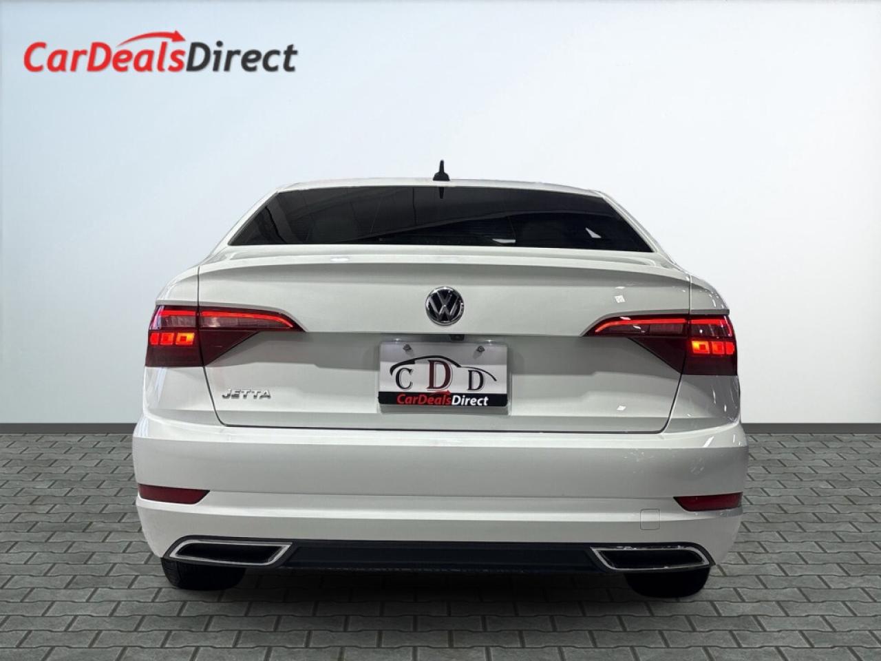 2021 Volkswagen Jetta Highline R Line / Leather / NAVI / Sunroof / Back Photo