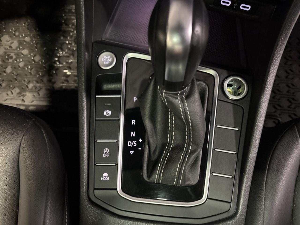 2021 Volkswagen Jetta Highline R Line / Leather / NAVI / Sunroof / Back Photo