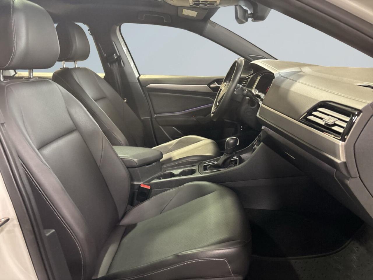 2021 Volkswagen Jetta Highline R Line / Leather / NAVI / Sunroof / Back Photo