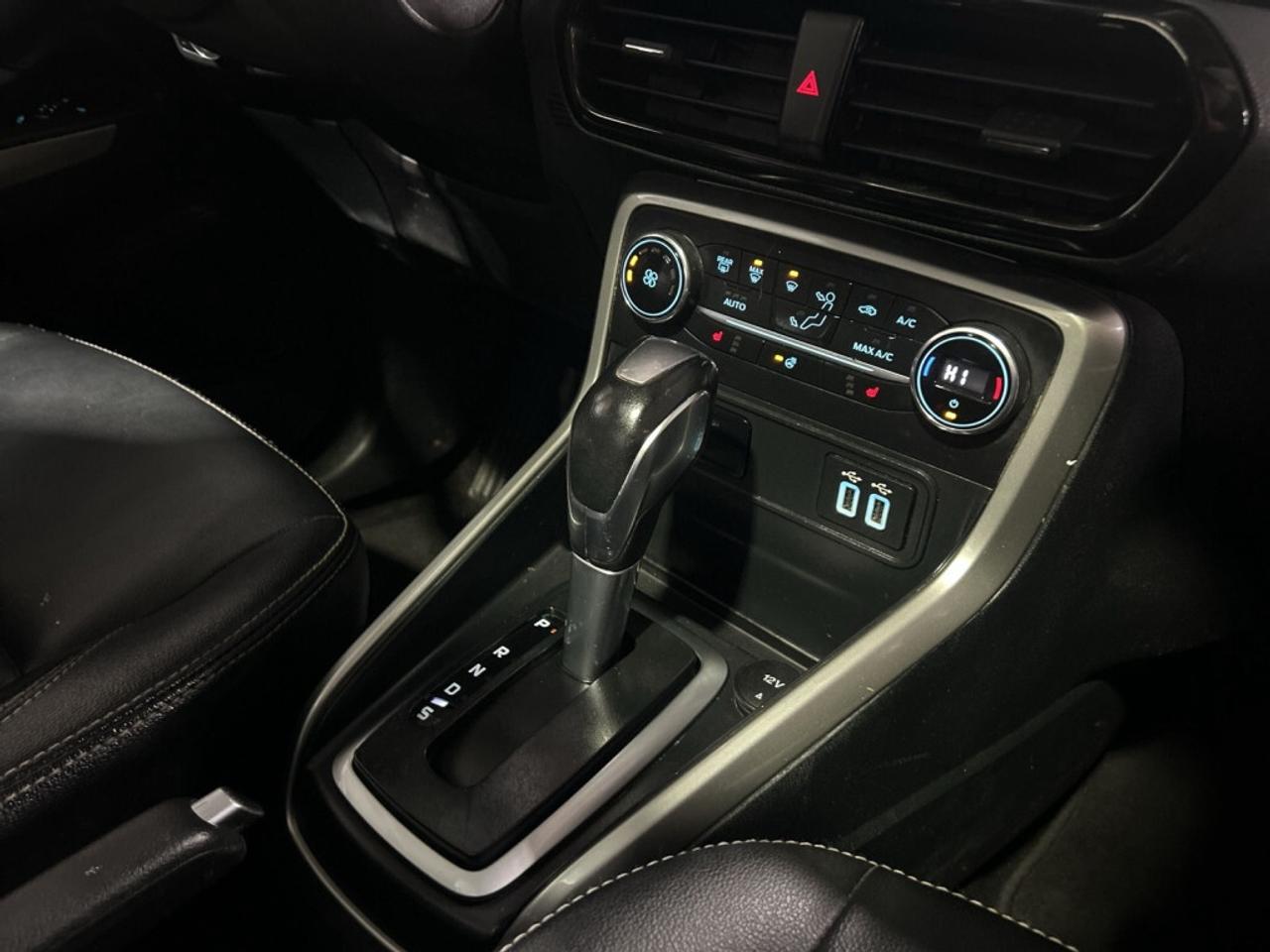 2020 Ford EcoSport Titanium 4WD / Leather / Sunroof / NAV / Back-up C Photo