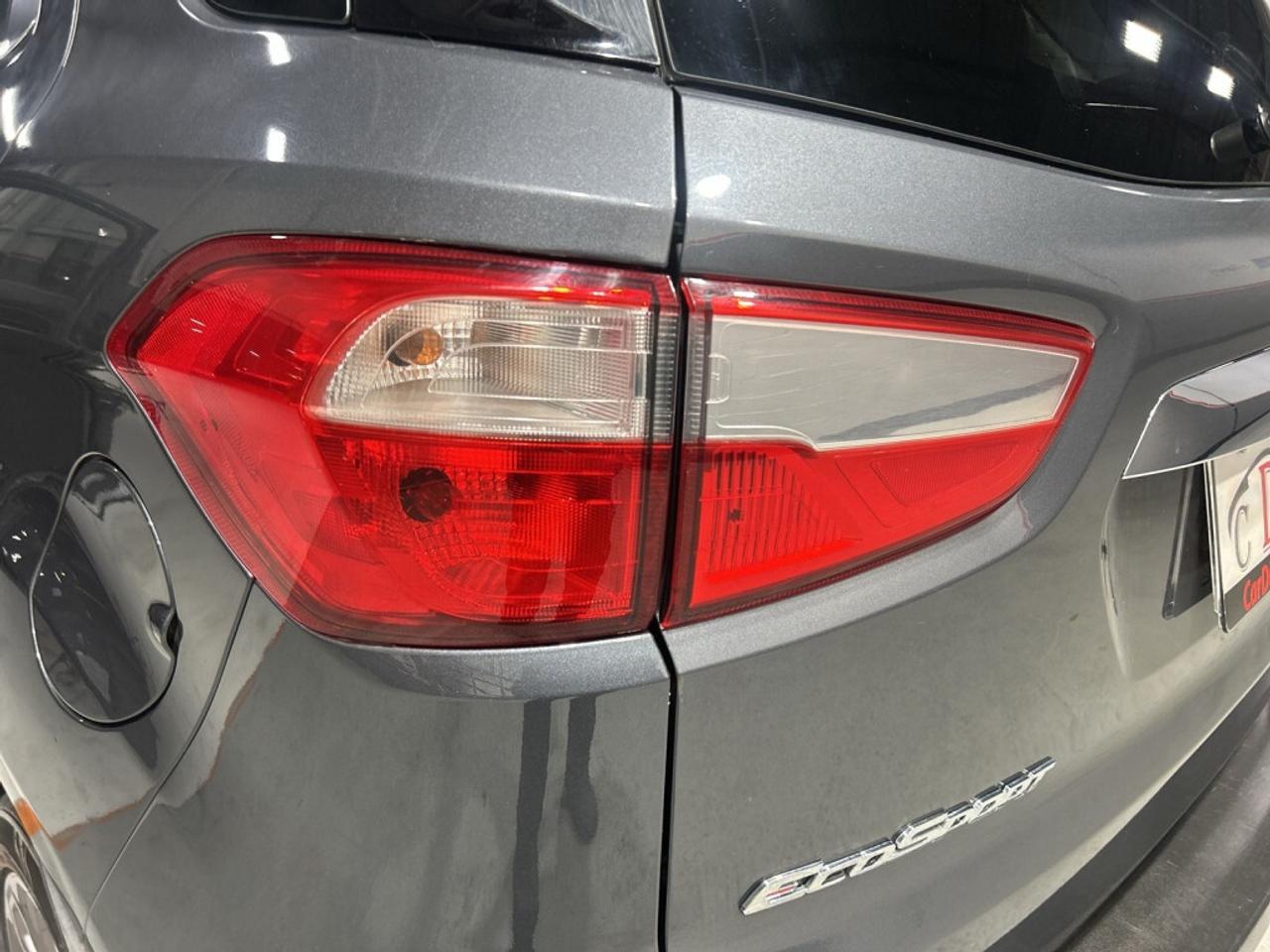 2020 Ford EcoSport Titanium 4WD / Leather / Sunroof / NAV / Back-up C Photo