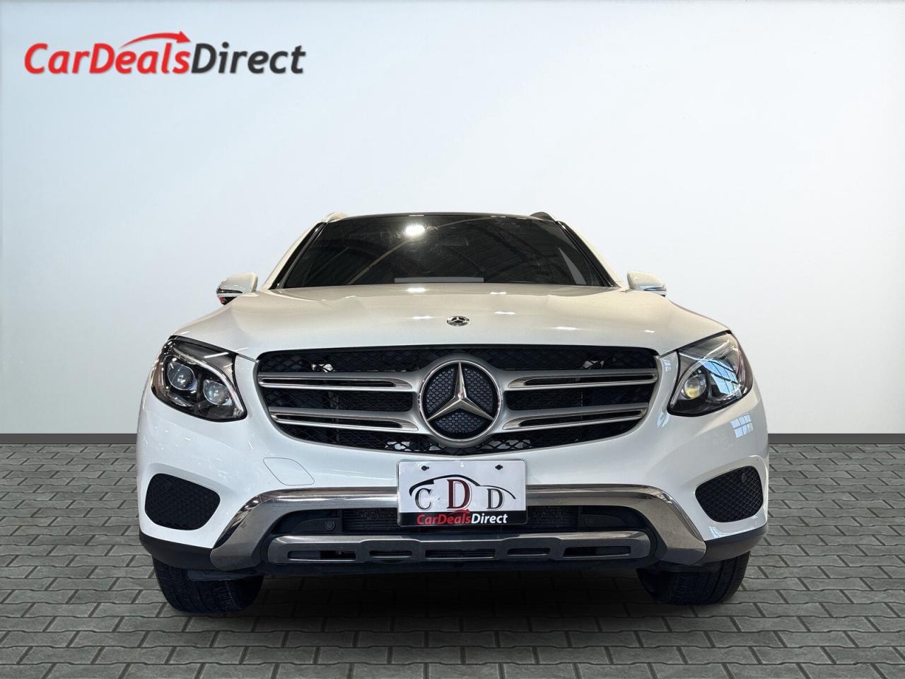 2018 Mercedes-Benz GLC-Class GLC 300 4MATIC / Car Play / Android / NAVI / Sunro Photo
