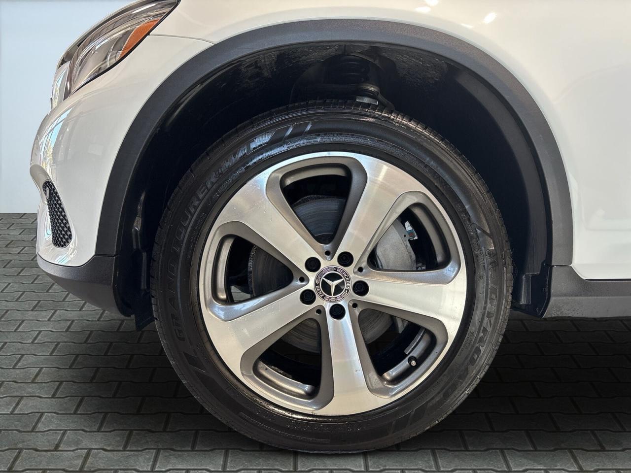 2018 Mercedes-Benz GLC-Class GLC 300 4MATIC / Car Play / Android / NAVI / Sunro Photo