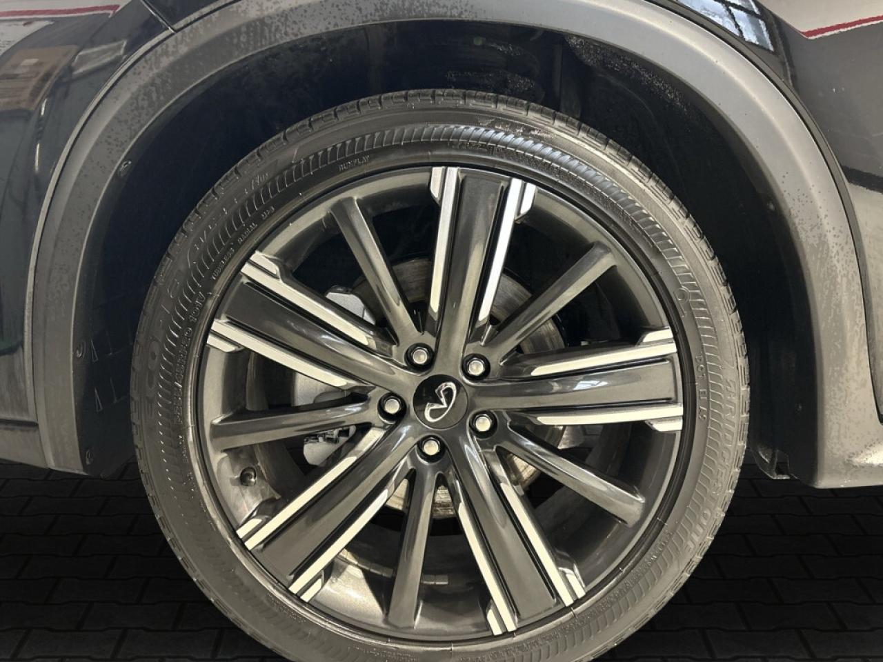 2021 Infiniti QX50 LUXE AWD / Sunroof / Remote Start / Leather / Driv Photo