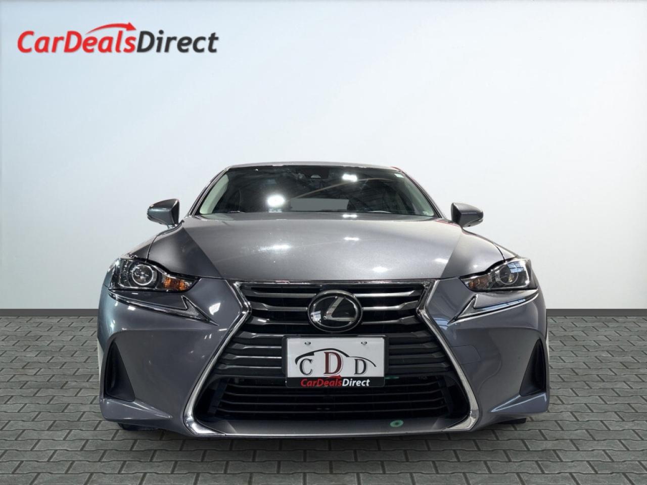 2019 Lexus IS IS 300 AWD / NAVI / Sunroof / Leather / B Cam / An Photo