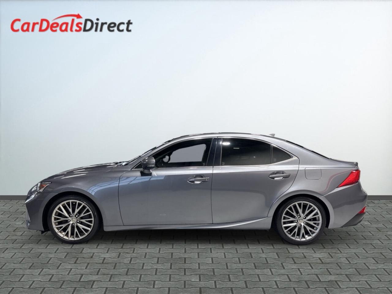 2019 Lexus IS IS 300 AWD / NAVI / Sunroof / Leather / B Cam / An Photo3