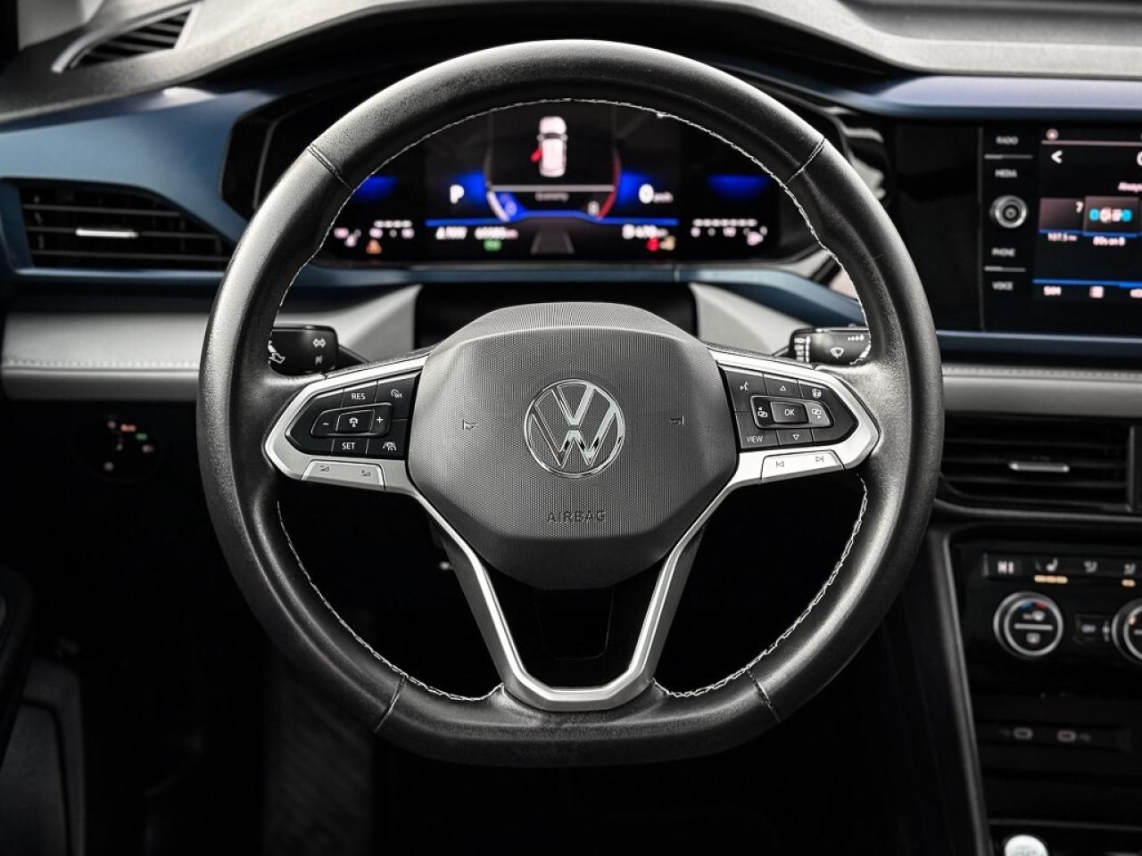 2024 Volkswagen Taos Comfortline   PANO ROOF   HEATED SEATS   CARPLAY Photo