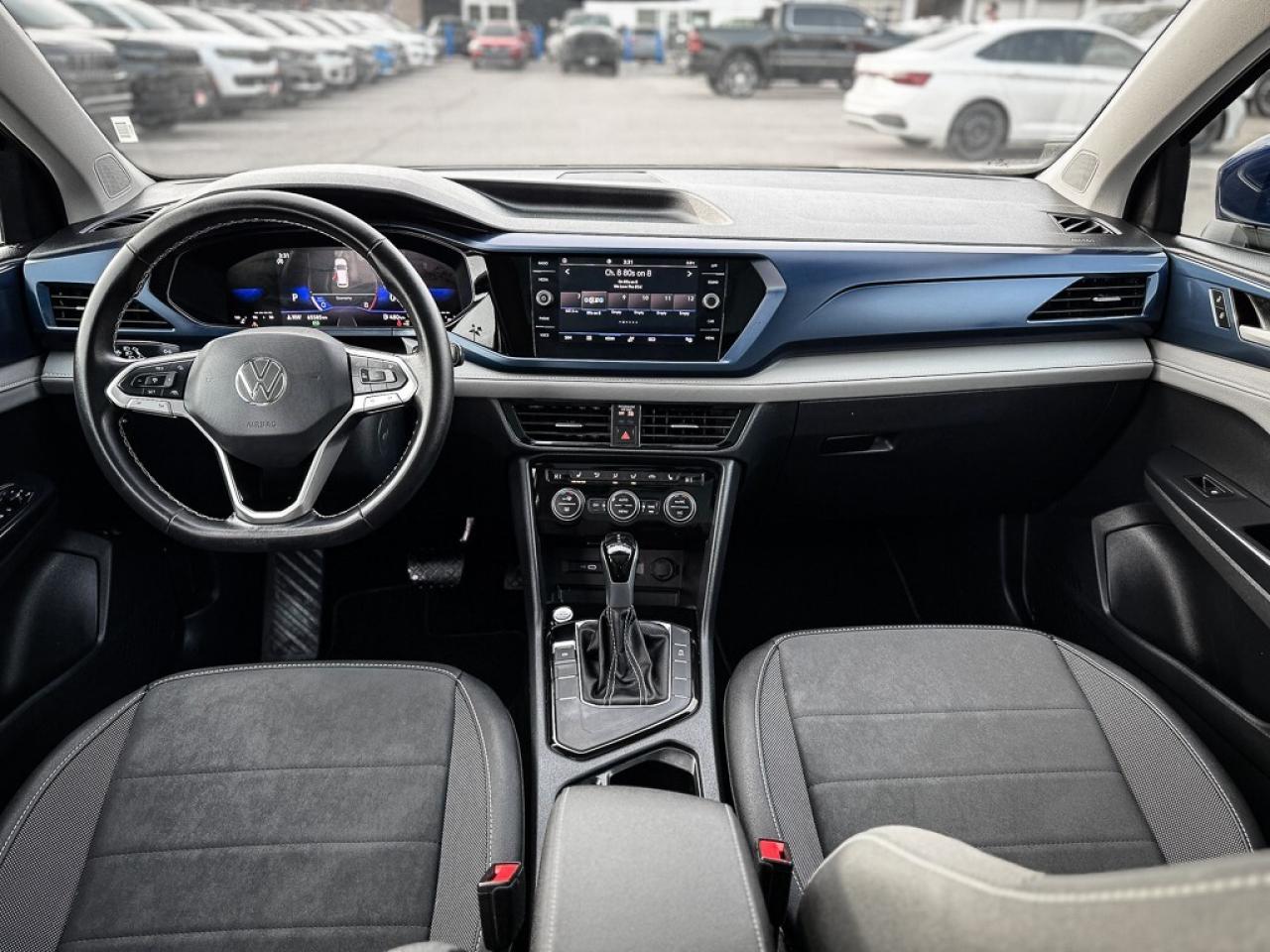 2024 Volkswagen Taos Comfortline   PANO ROOF   HEATED SEATS   CARPLAY Photo