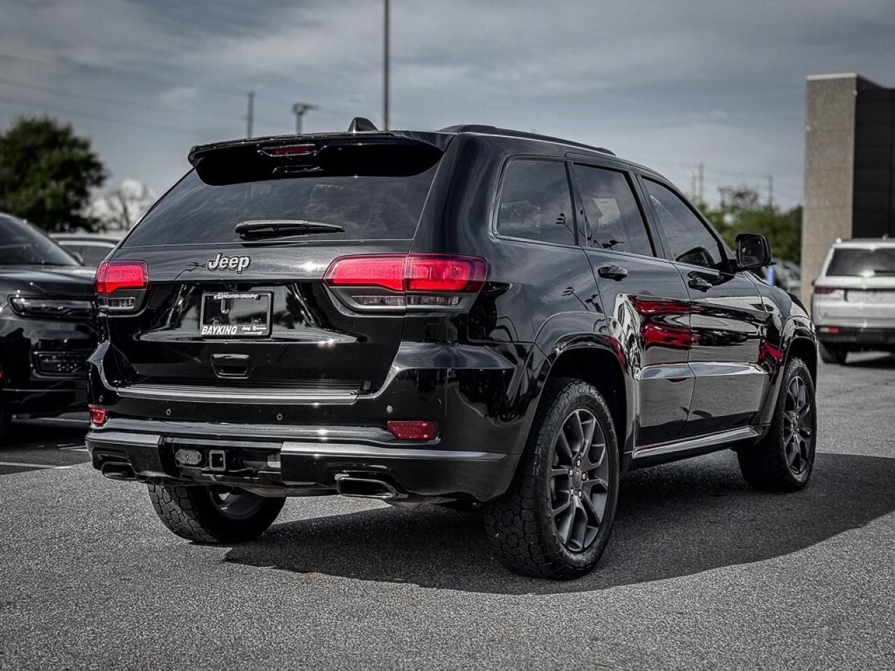 2020 Jeep Grand Cherokee Overland   HIGH ALTITUDE   HEATED/VENTED LEATHER Photo4