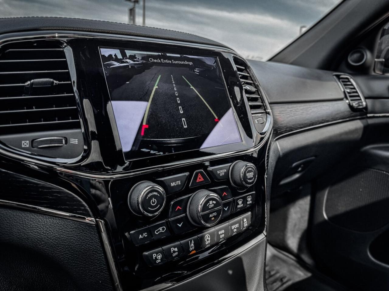 2020 Jeep Grand Cherokee Overland   HIGH ALTITUDE   HEATED/VENTED LEATHER Photo