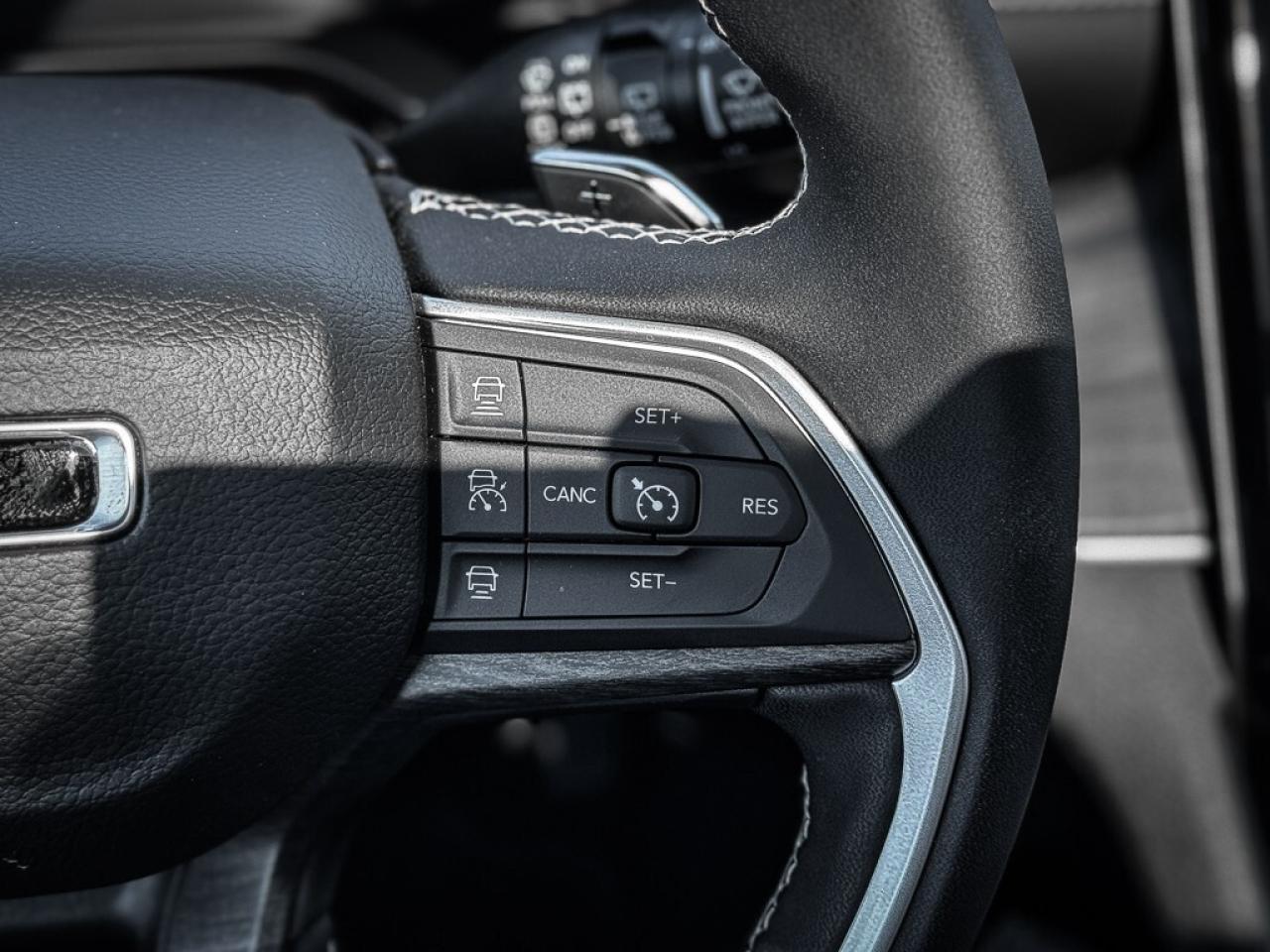 2025 Jeep Grand Cherokee 4xe ANNIVERSARY EDITION   PANO ROOF   360 CAM Photo