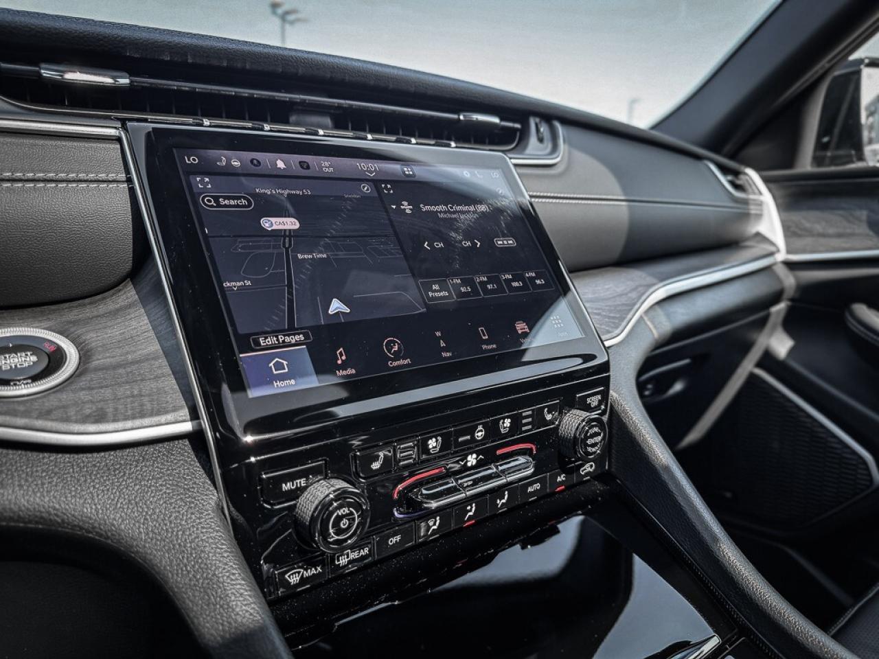 2025 Jeep Grand Cherokee 4xe ANNIVERSARY EDITION   PANO ROOF   360 CAM Photo