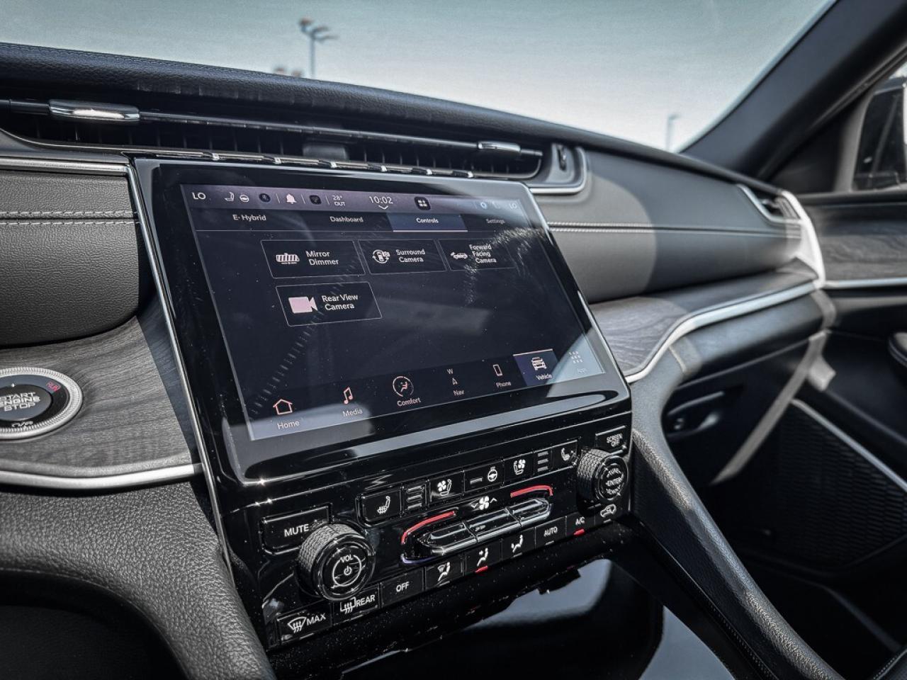 2025 Jeep Grand Cherokee 4xe ANNIVERSARY EDITION   PANO ROOF   360 CAM Photo