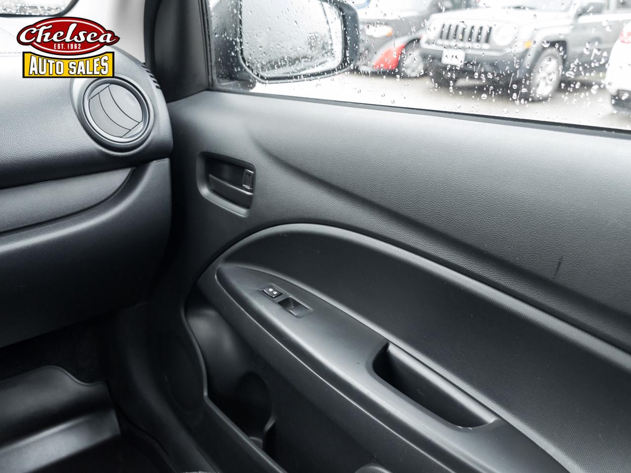 2017 Mitsubishi Mirage G4 SE 5M Photo