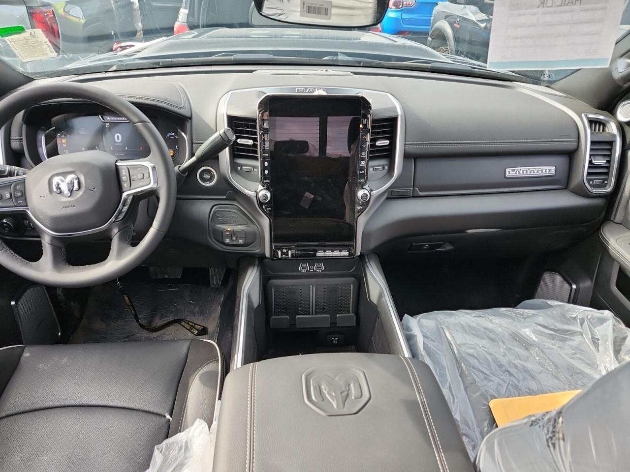 2025 RAM 2500 Laramie   CREW   NIGHT EDITION   5TH WHEEL PREP Photo