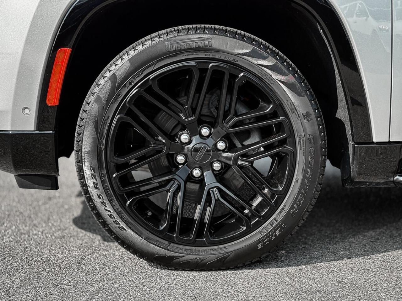 2023 Jeep Wagoneer Series II   SERIES 2   CARBIDE   PANO ROOF   ADAPT Photo