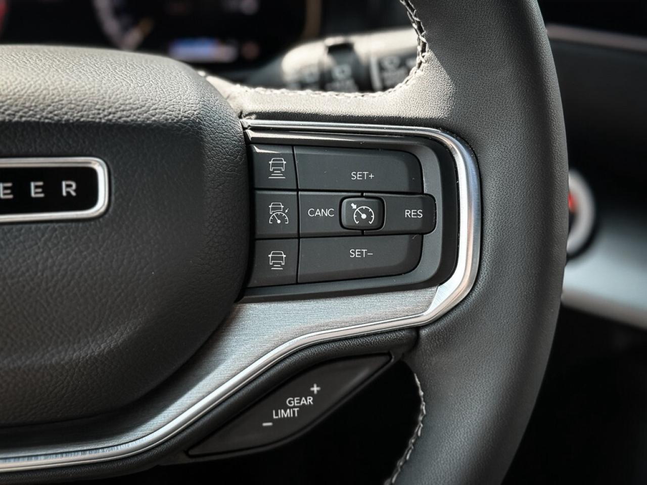 2023 Jeep Wagoneer Series II   SERIES 2   CARBIDE   PANO ROOF   ADAPT Photo