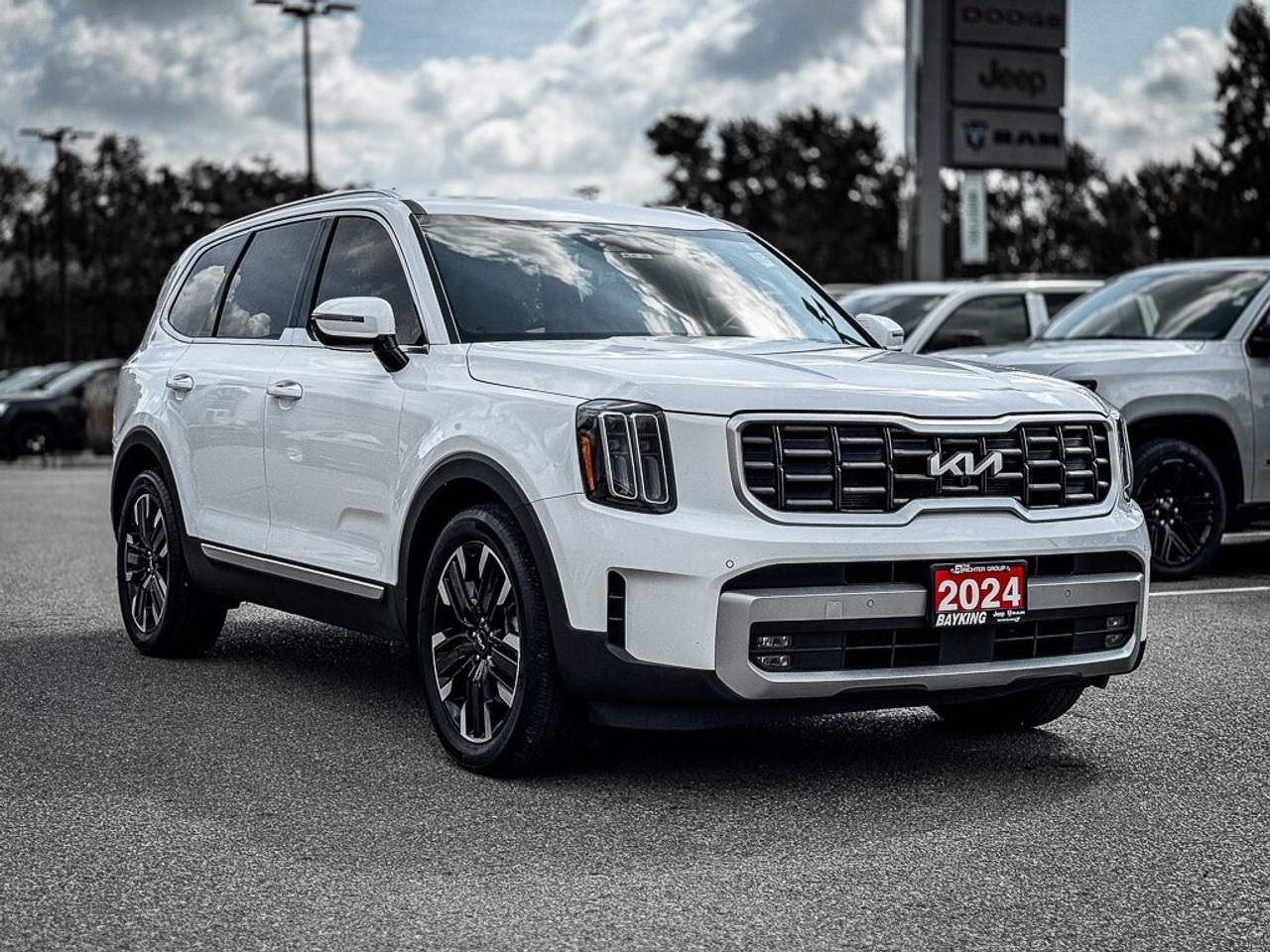 2024 Kia Telluride SX   PANO ROOF   HEATED/VENTED LEATHER   CARPLAY Photo