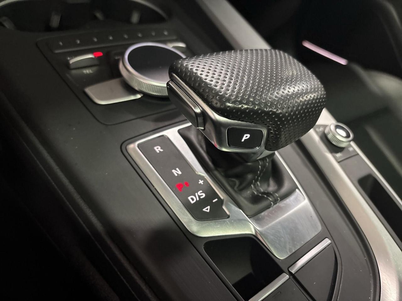 2018 Audi A5 Technik / S Line / NAVI / Sunroof / Leather / Andr Photo2