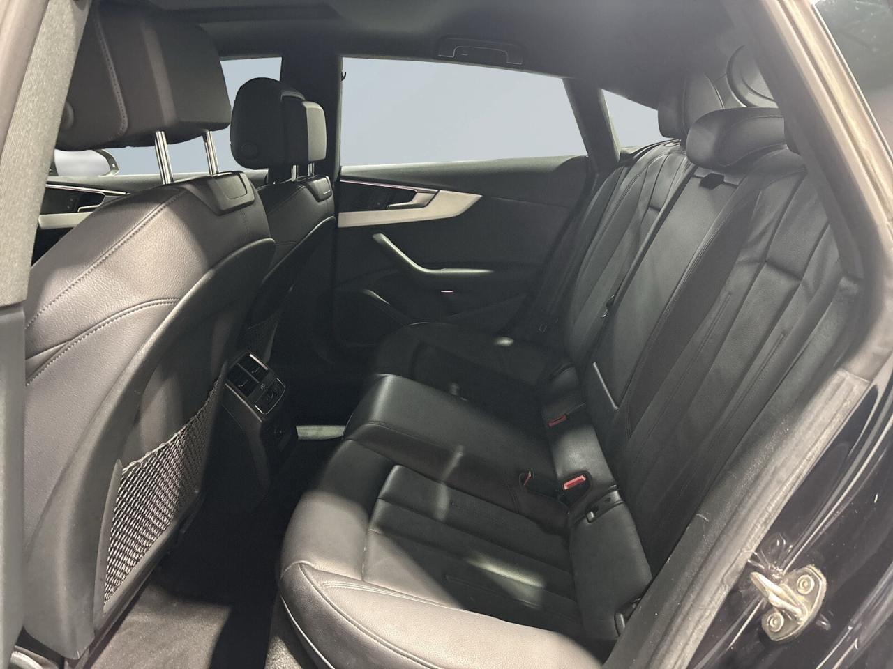 2018 Audi A5 Technik / S Line / NAVI / Sunroof / Leather / Andr Photo
