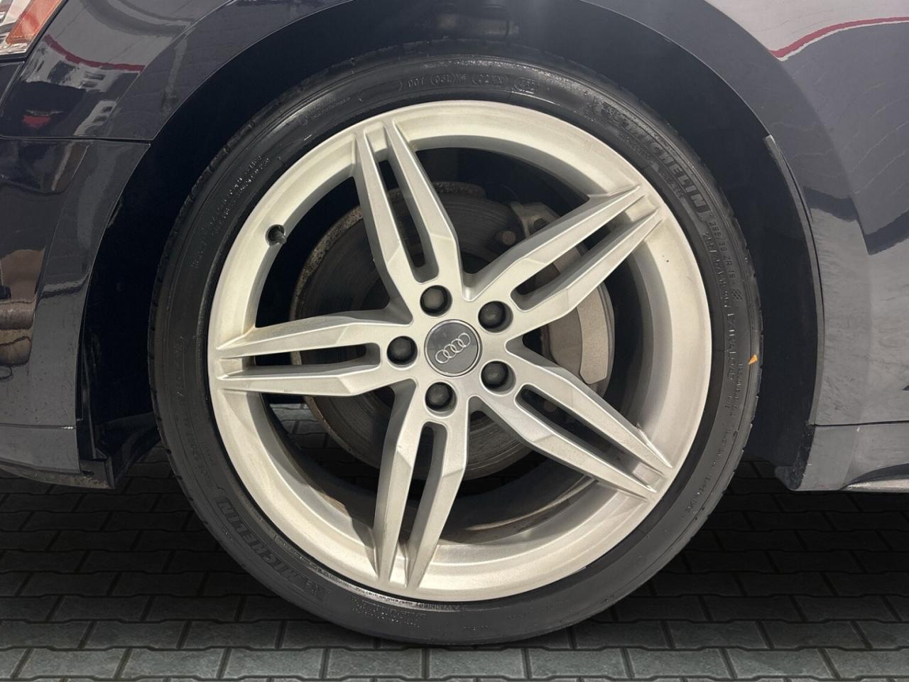 2018 Audi A5 Technik / S Line / NAVI / Sunroof / Leather / Andr Photo