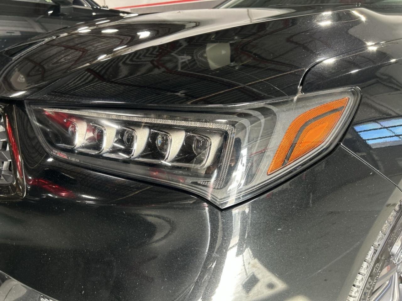 2020 Acura TLX SH-AWD Tech A-Spec / red leather / NAVI / Sunroof Photo