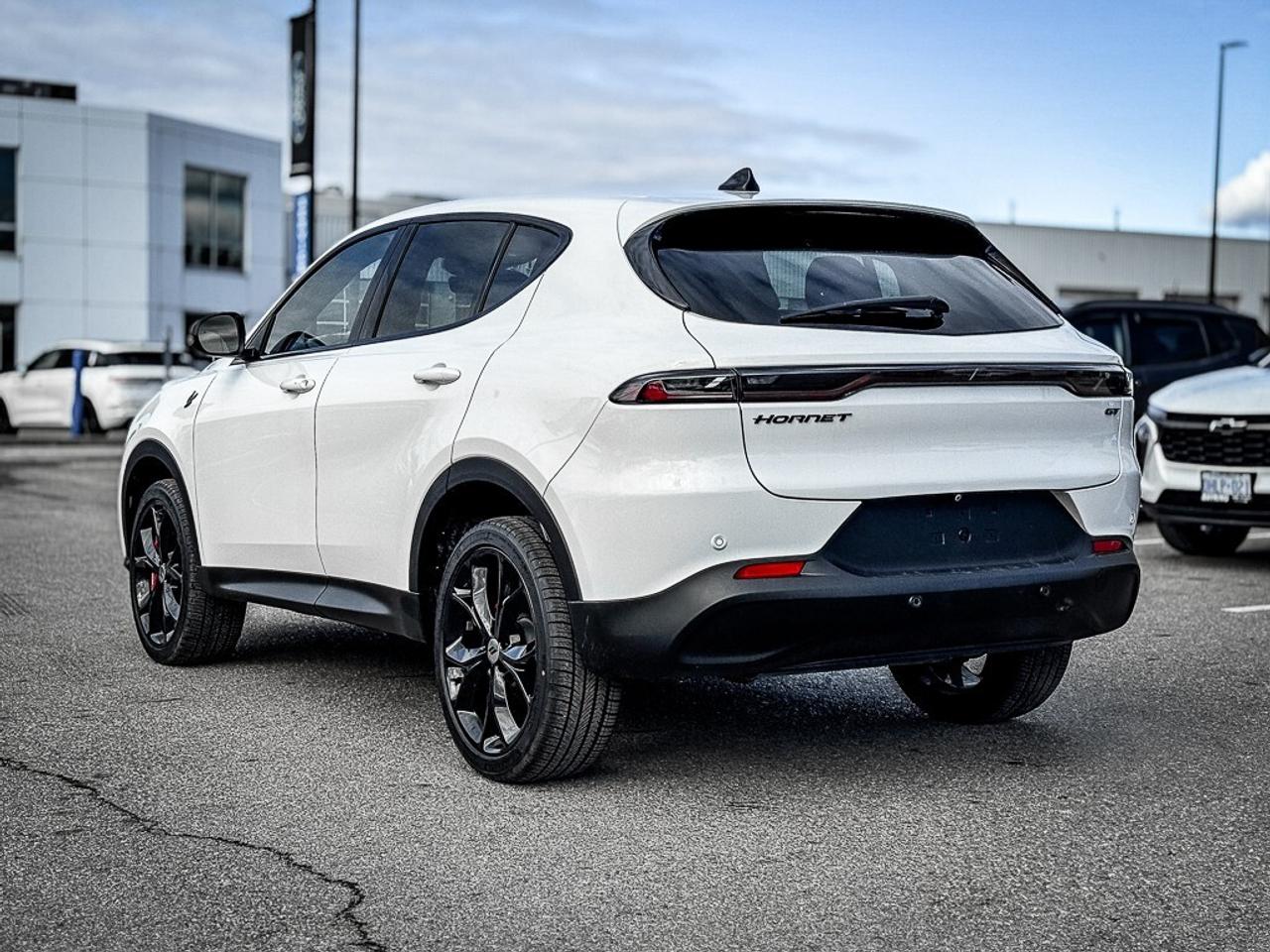 2024 Dodge Hornet GT   AWD   BLACKTOP & TRACK PACK   BLINDSPOT   HEA Photo