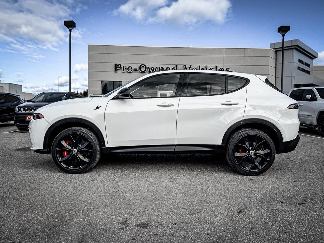 2024 Dodge Hornet GT   AWD   BLACKTOP & TRACK PACK   BLINDSPOT   HEA Photo