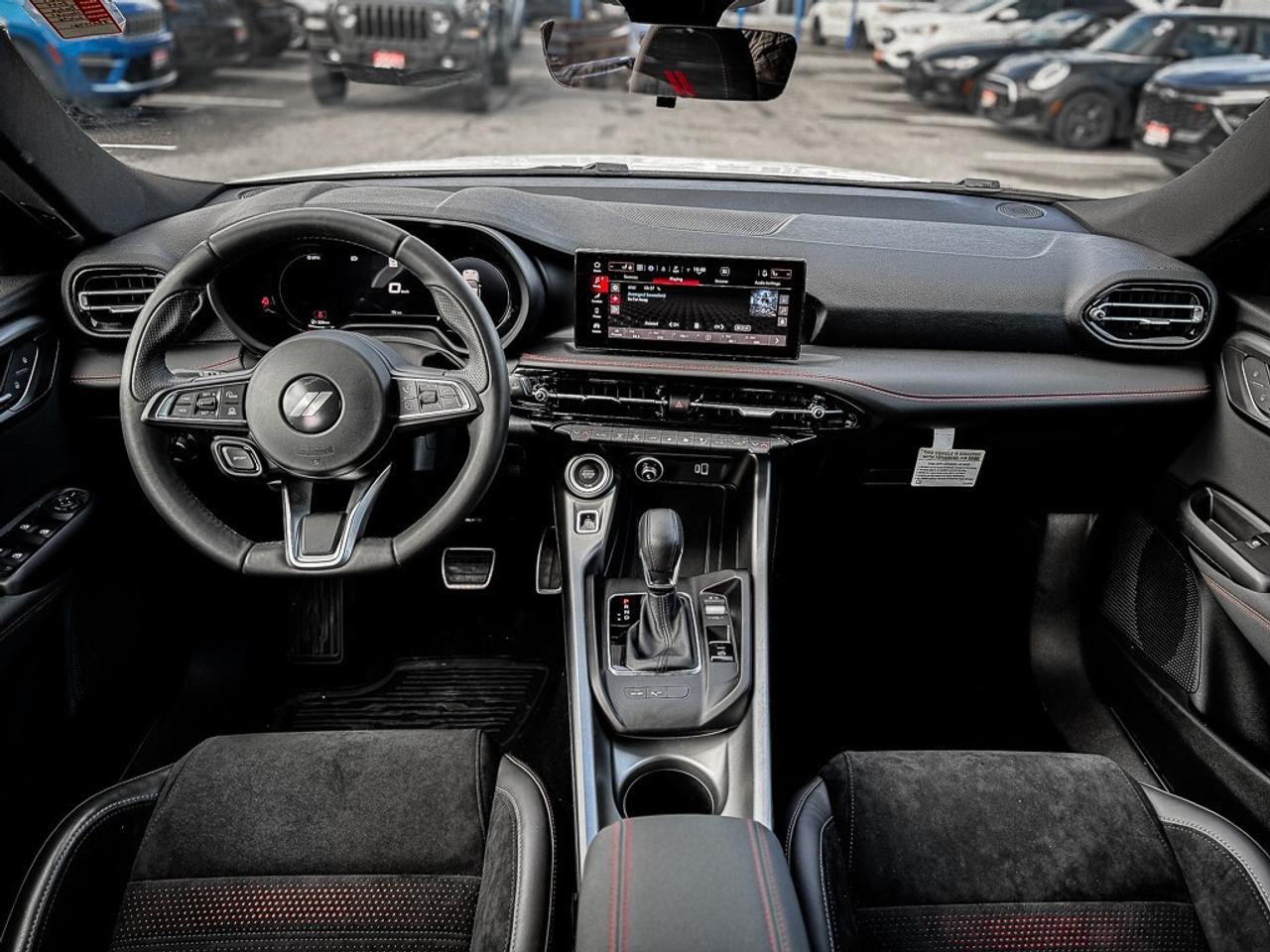 2024 Dodge Hornet GT   AWD   BLACKTOP & TRACK PACK   BLINDSPOT   HEA Photo