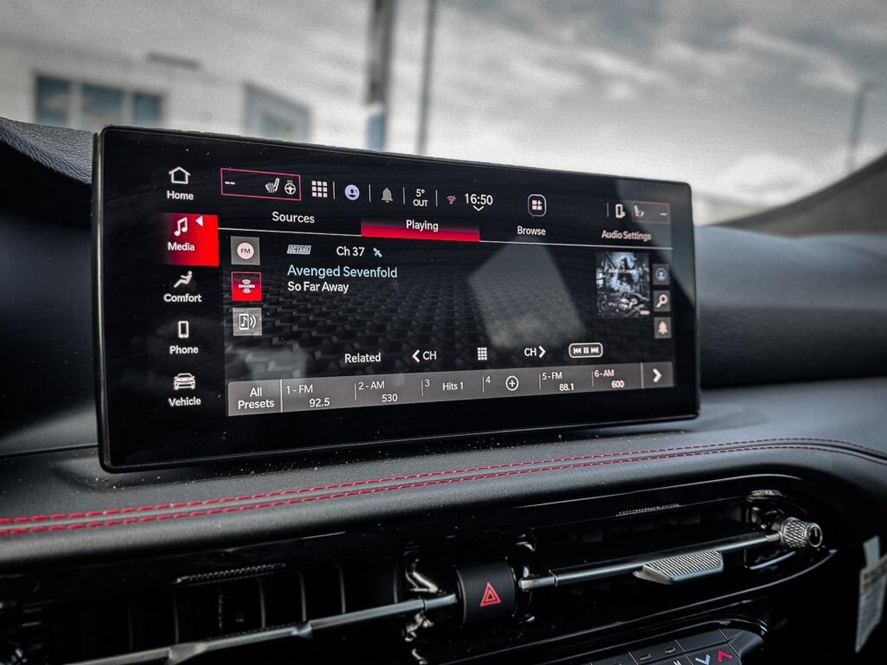 2024 Dodge Hornet GT   AWD   BLACKTOP & TRACK PACK   BLINDSPOT   HEA Photo