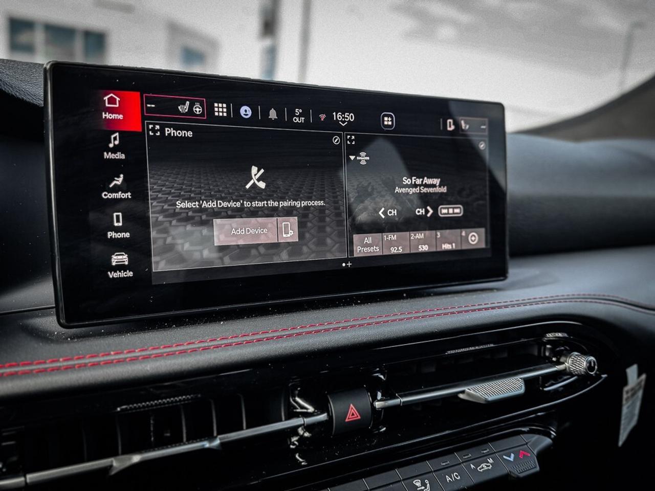 2024 Dodge Hornet GT   AWD   BLACKTOP & TRACK PACK   BLINDSPOT   HEA Photo