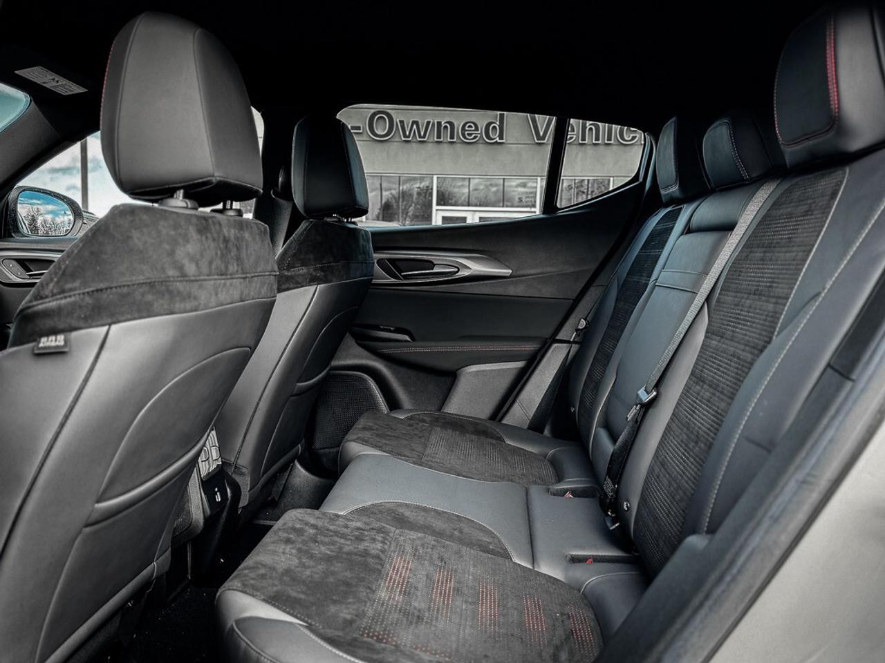 2024 Dodge Hornet GT   AWD   BLACKTOP & TRACK PACK   BLINDSPOT   HEA Photo