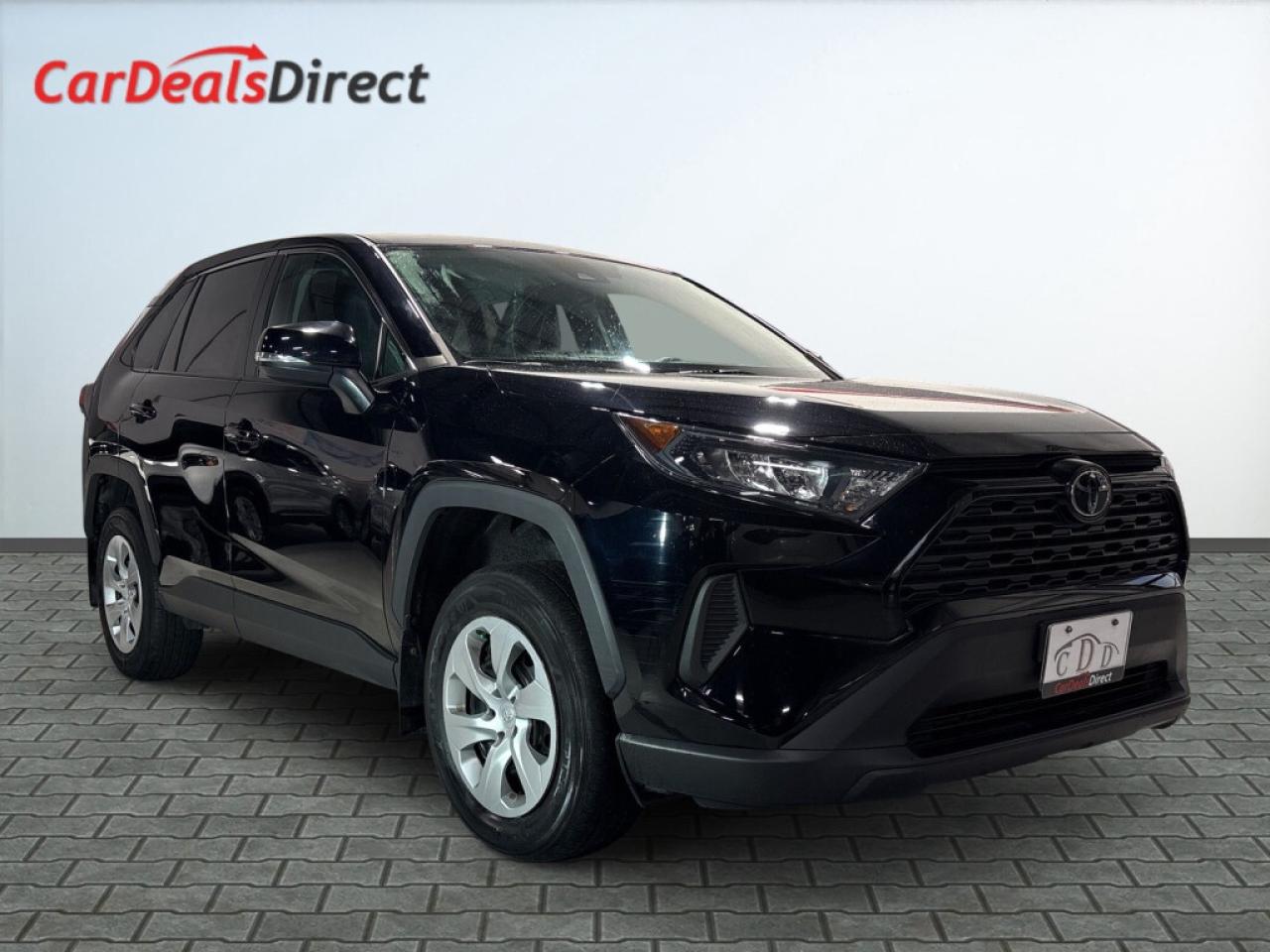 2022 Toyota RAV4 LE / Heated Seats / Lane Assist / Bluetooth / Back Photo0
