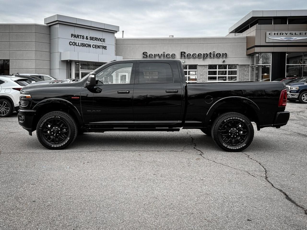2025 RAM 3500 Limited   CREW   NIGHT EDITION   5TH WHEEL PREP Photo