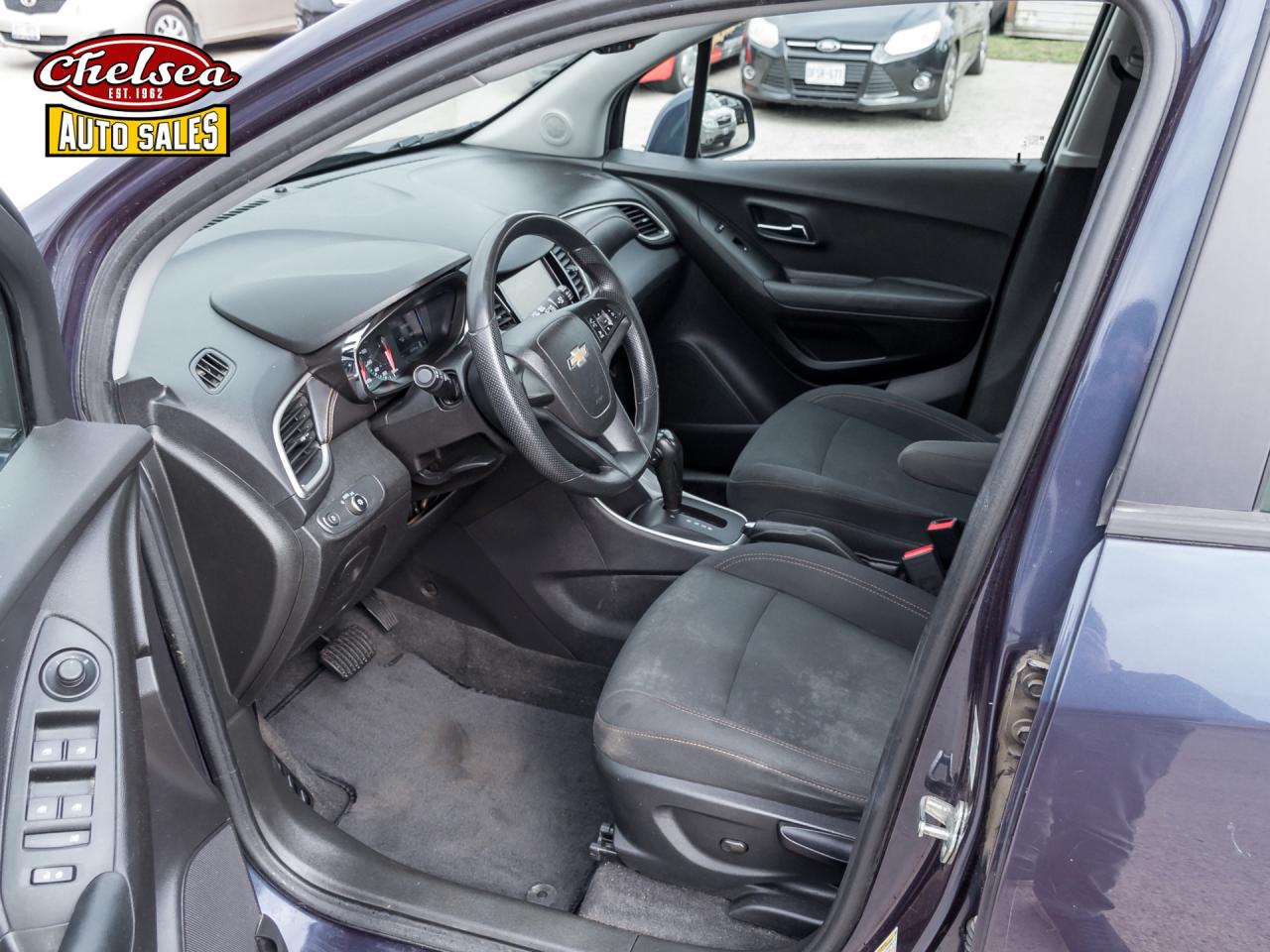 2019 Chevrolet Trax LS FWD Photo