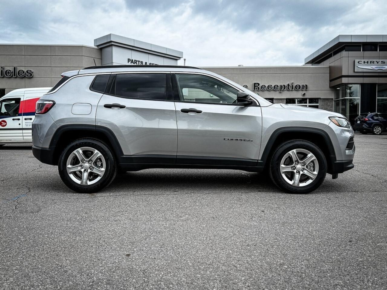 2024 Jeep Compass Sport   SPORT APPEARANCE   CARPLAY   HEATED SEATS Photo3