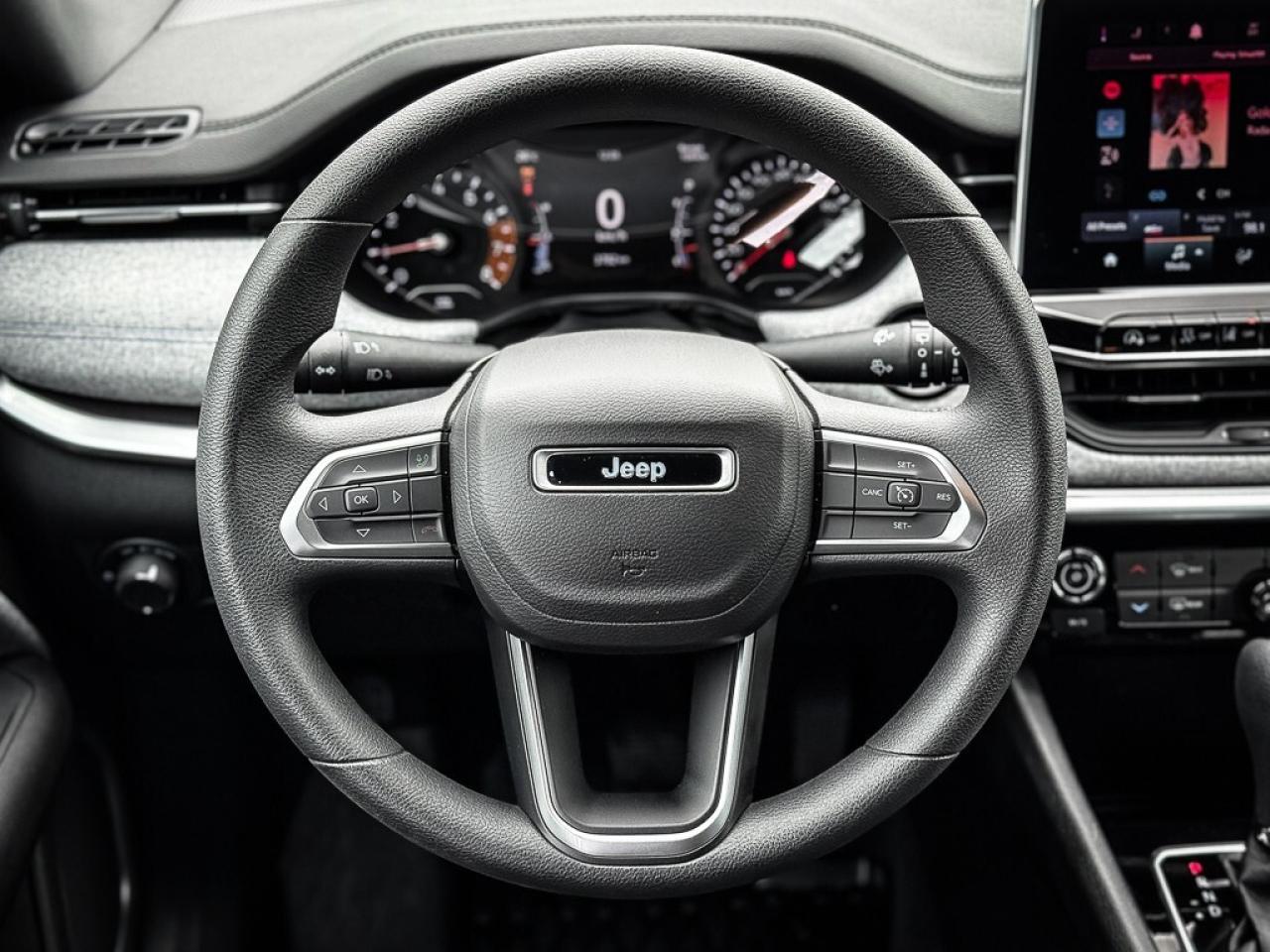 2024 Jeep Compass Sport   SPORT APPEARANCE   CARPLAY   HEATED SEATS Photo