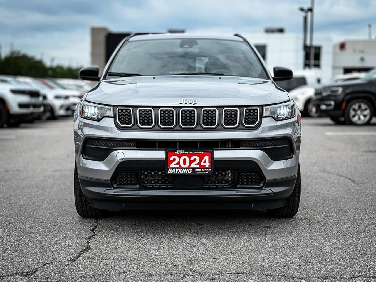 2024 Jeep Compass Sport   SPORT APPEARANCE   CARPLAY   HEATED SEATS Photo