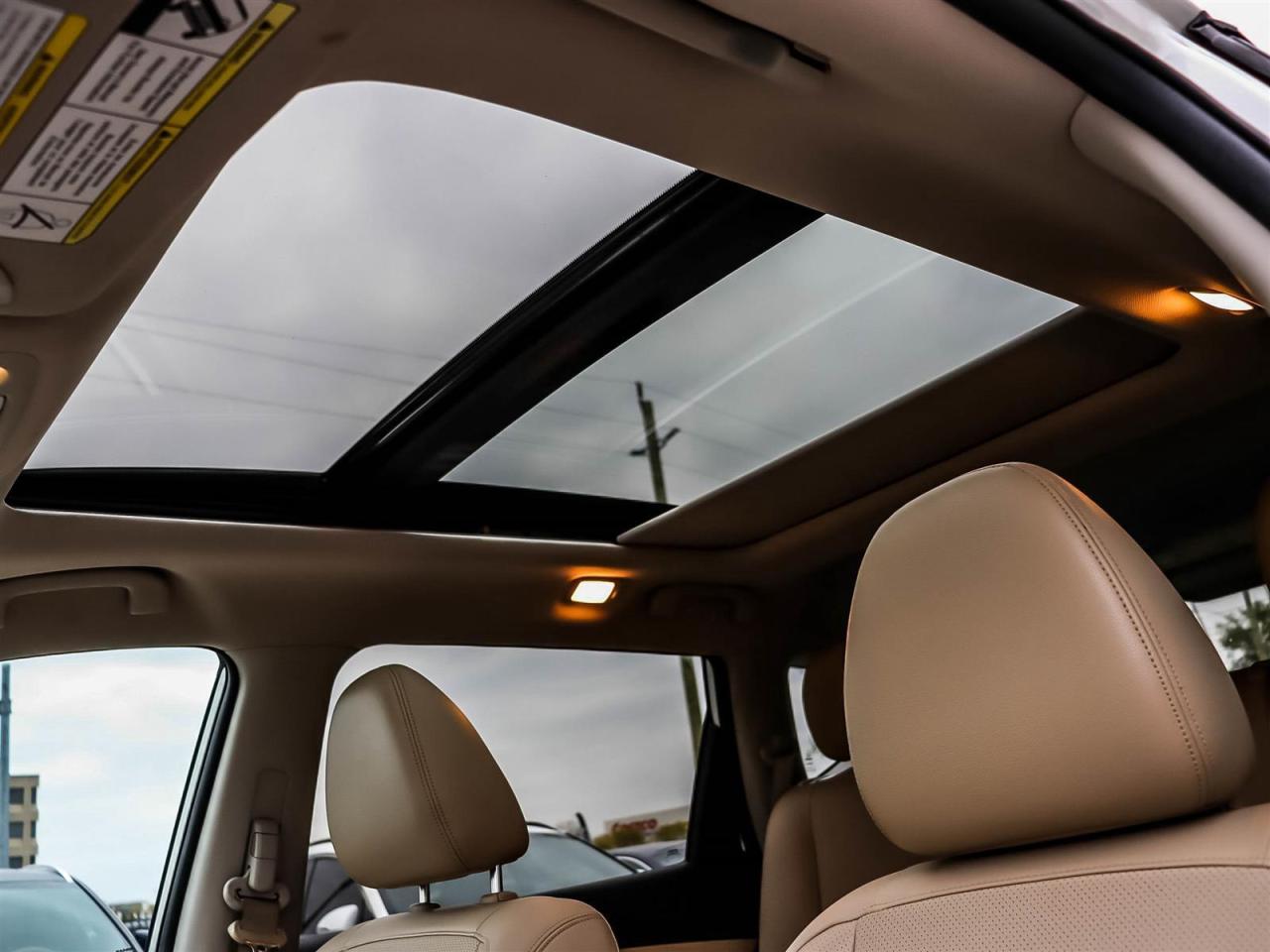 2017 Nissan Rogue SL Platinum Photo