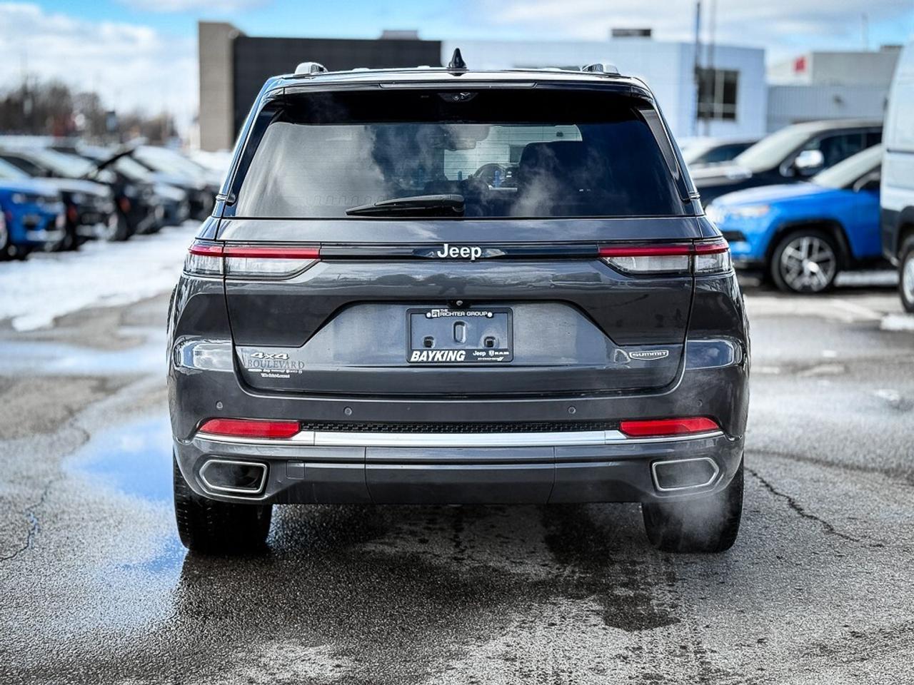 2023 Jeep Grand Cherokee Summit   RESERVE   DUAL VIDEO SCREENS   MASSAGE SE Photo