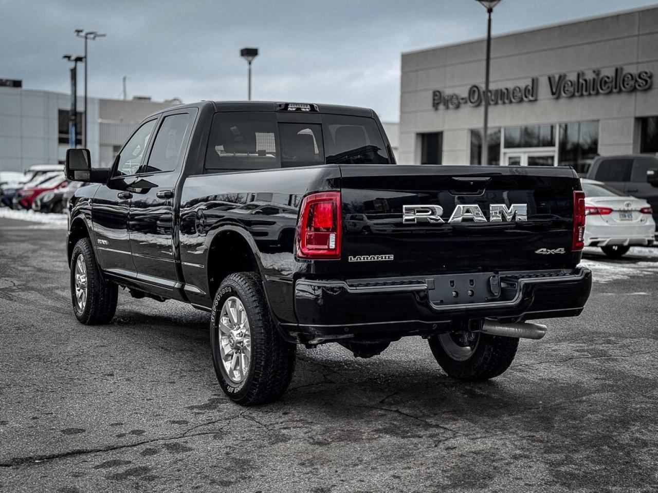 2025 RAM 2500 Laramie   CREW   5TH WHEEL PREP   LEVEL 1   SUNROO Photo