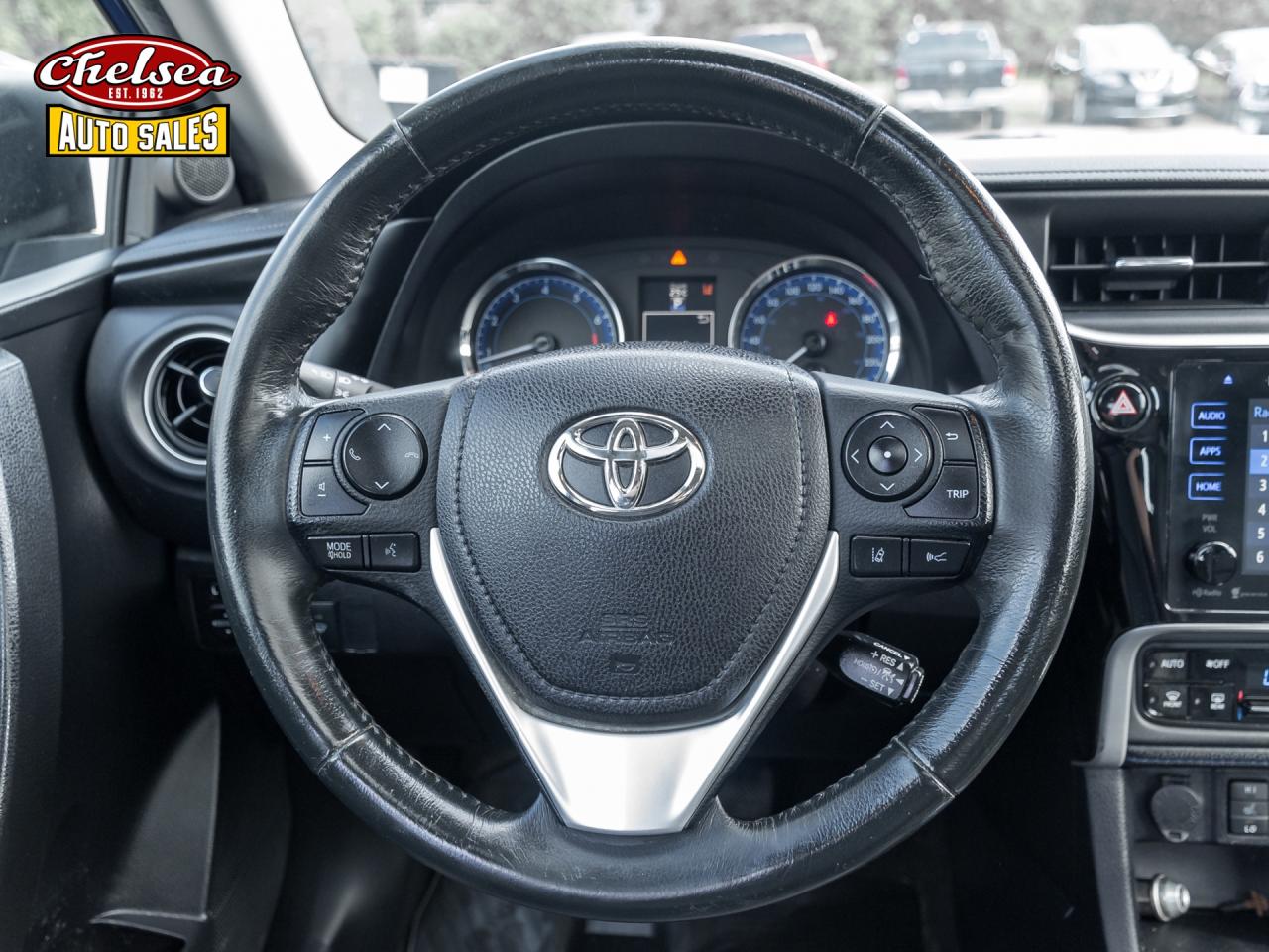 2018 Toyota Corolla XLE CVT Photo