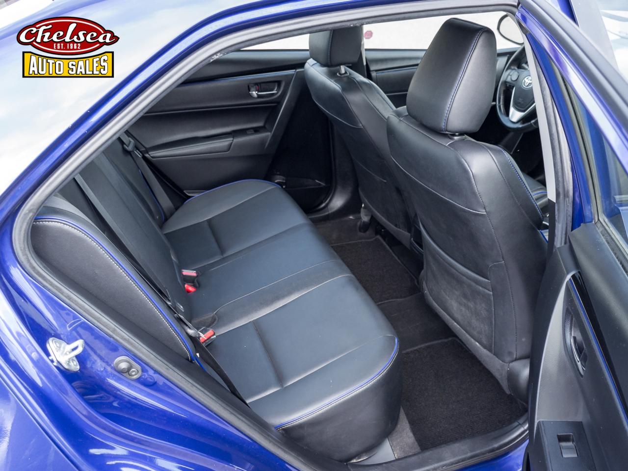 2018 Toyota Corolla XLE CVT Photo