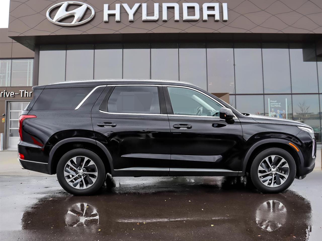 2022 Hyundai PALISADE Essential Photo2