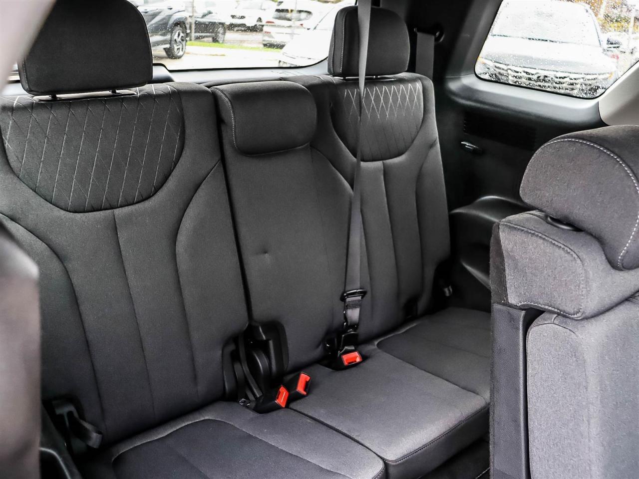 2022 Hyundai PALISADE Essential Photo