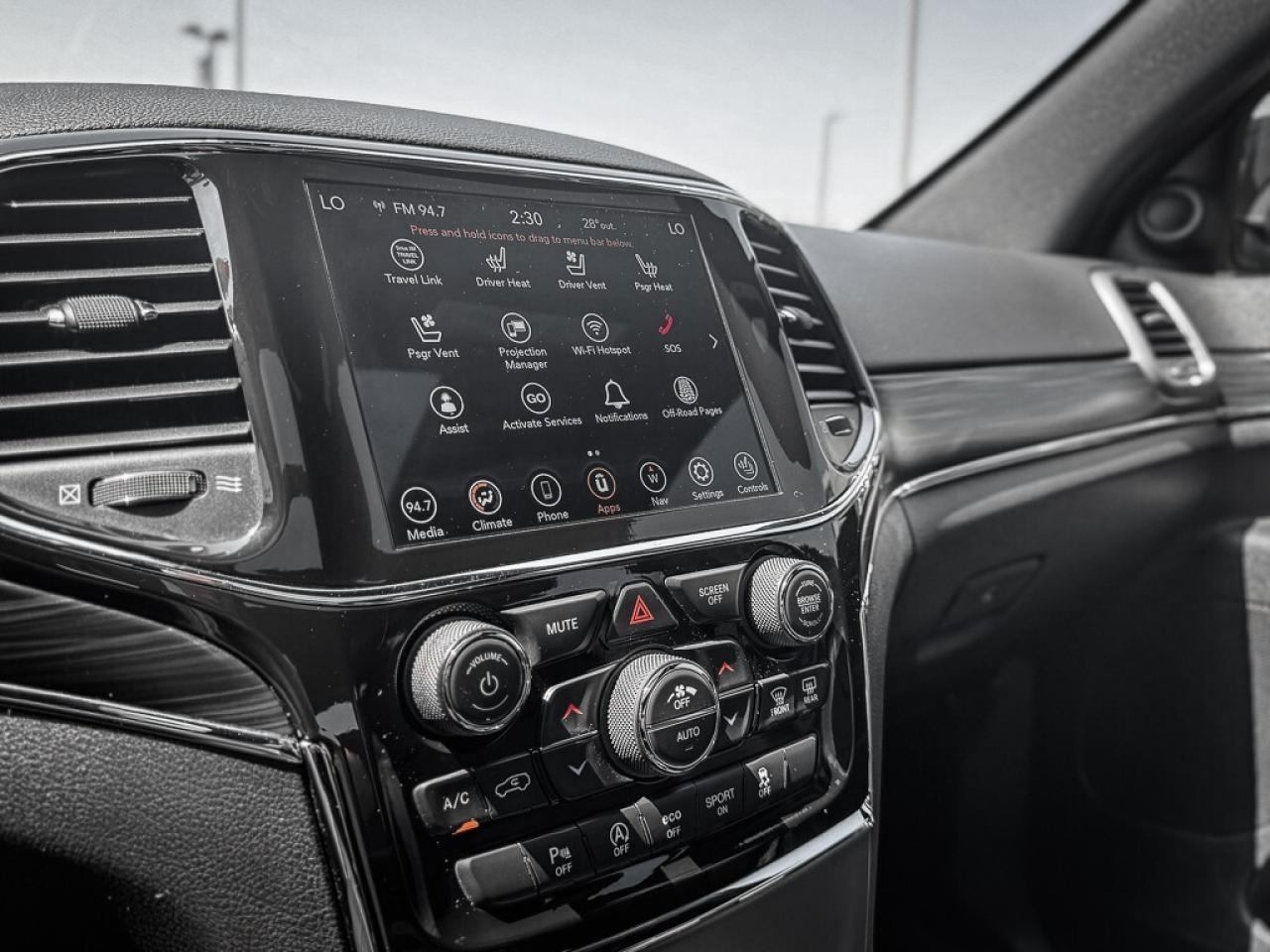 2022 Jeep Grand Cherokee WK Limited   CARPLAY   PANO SUNROOF   HEATED/VENTED L Photo