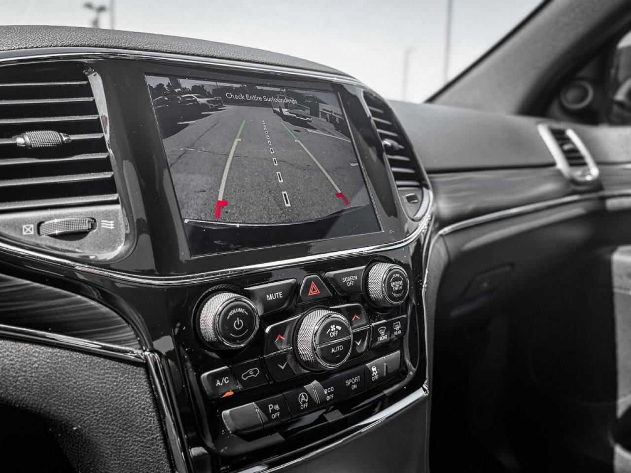 2022 Jeep Grand Cherokee WK Limited   CARPLAY   PANO SUNROOF   HEATED/VENTED L Photo