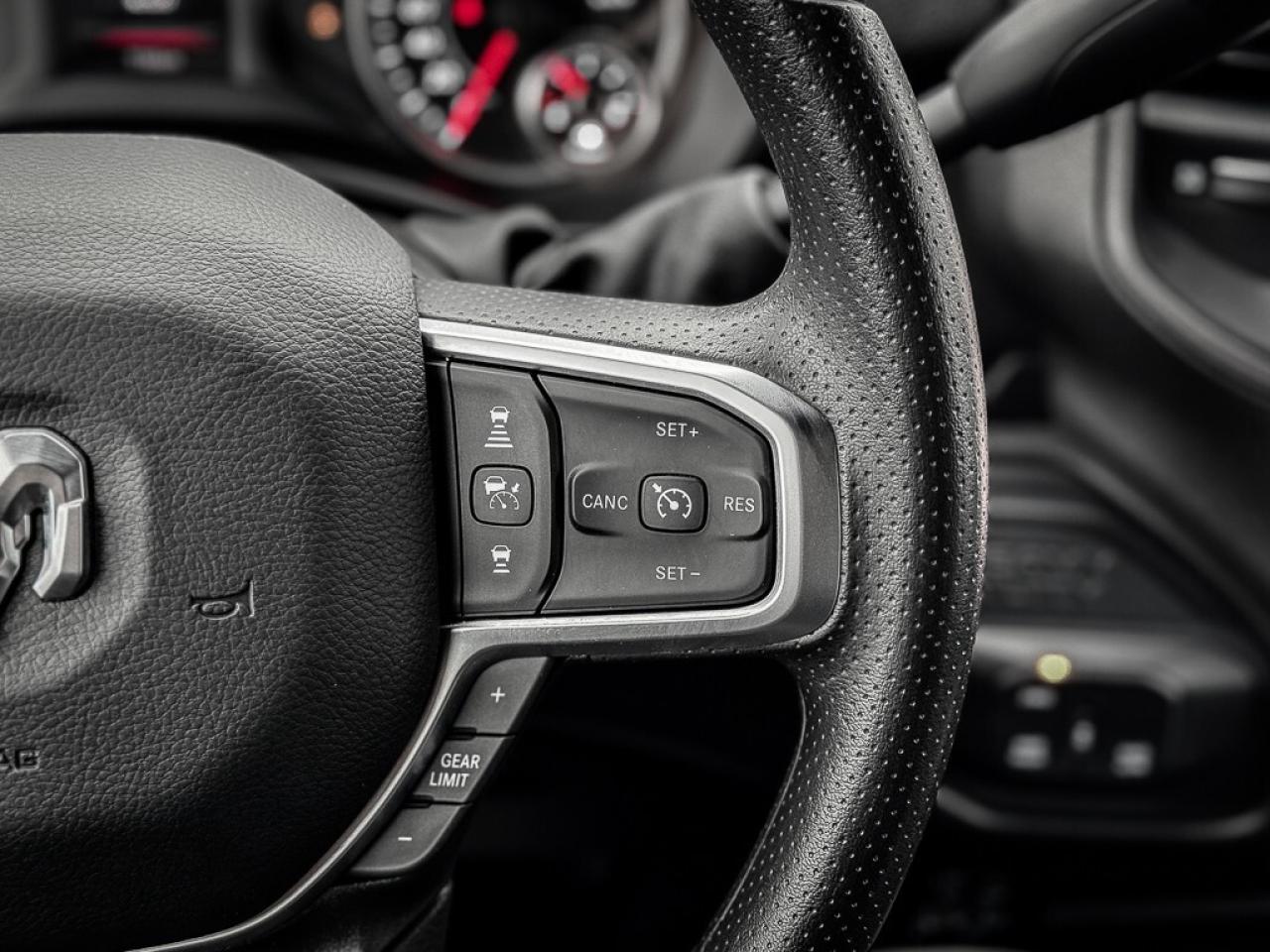 2025 RAM 2500 Tradesman   CREW   CUMMINS   5TH WHEEL PREP   LEVE Photo