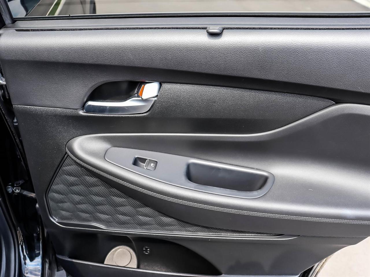 2023 Hyundai Santa Fe Preferred Photo